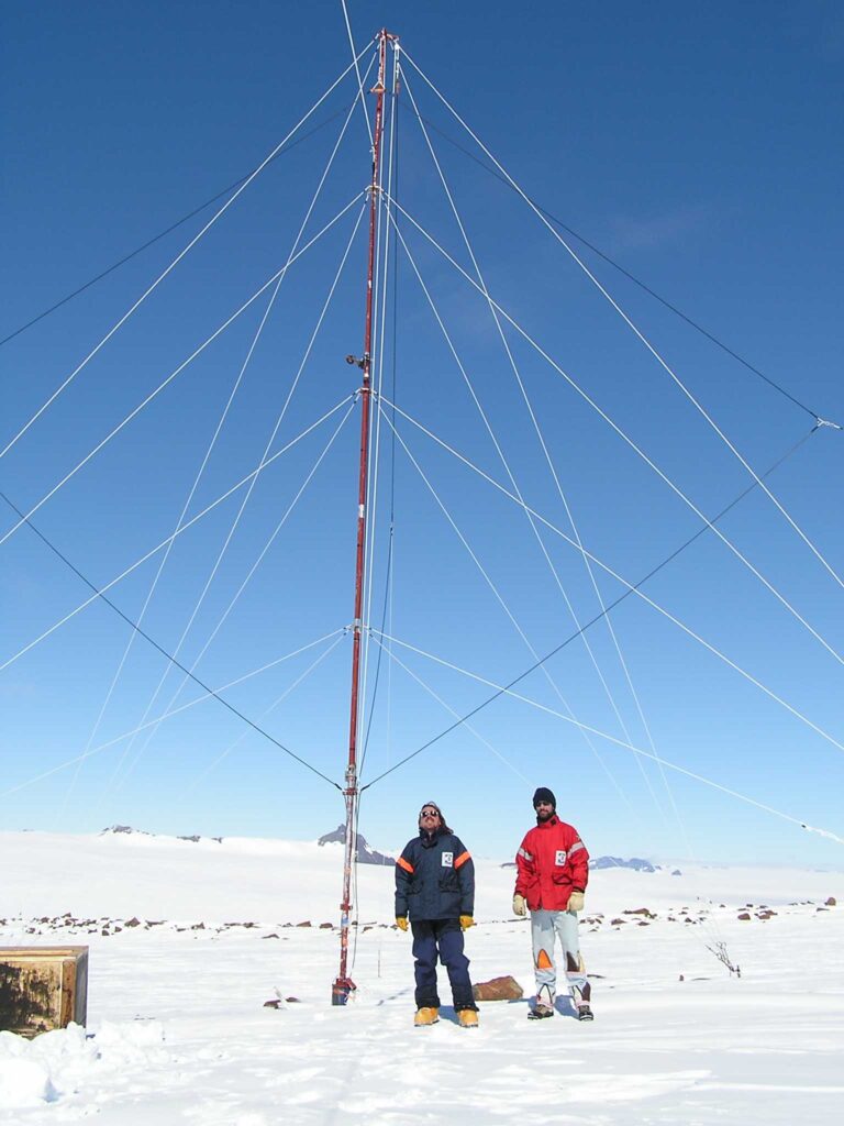 SANAE VLF antenna. Loop antenna at the South African Antarctic base.